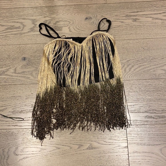 Sparkly top - Picture 1 of 1